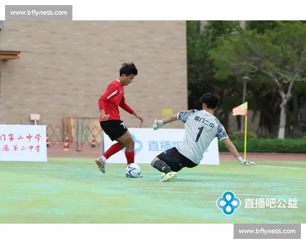 青少年足球训练与成长全攻略助力未来球星全面发展 青少年足球训练与成长全攻略助力未来球星全面发展